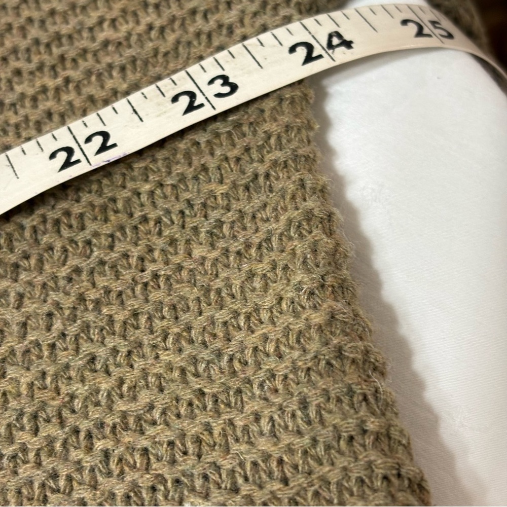 Cozy Mud Pie Oscar V-Neck Sweater. - Picture 6 of 8
